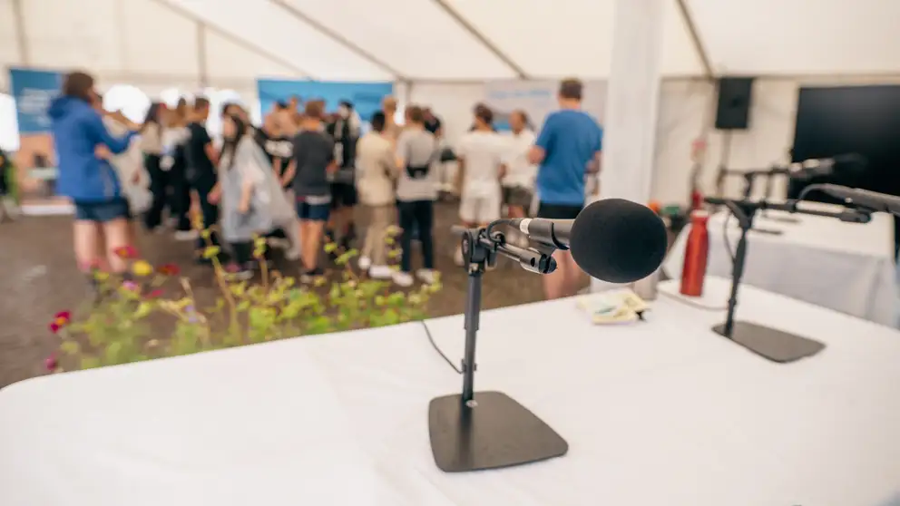 Debat i telt på Folkemøde Møn