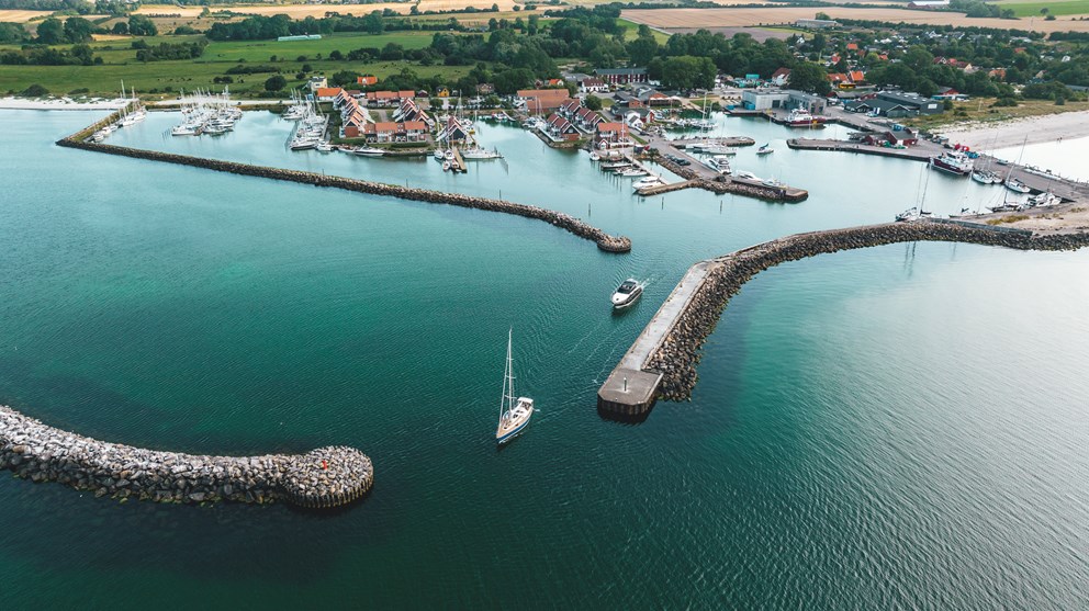 Klintholm Havn set fra luften